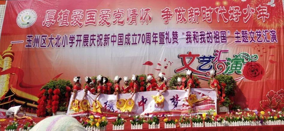 抖音被对方拉黑还能发私信吗？